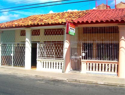 Hostal Sr. Handy Santalla