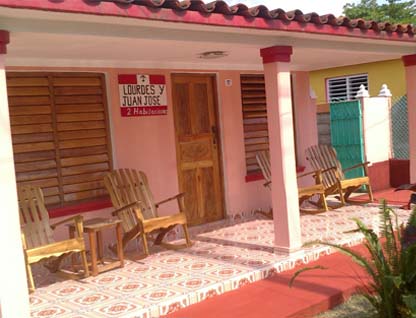 Casa Lourdes y Juan José
